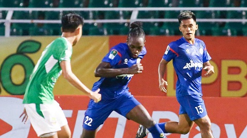 Vòng 16 hạng Nhất 2025/26: Khách sẽ lấn chủ?